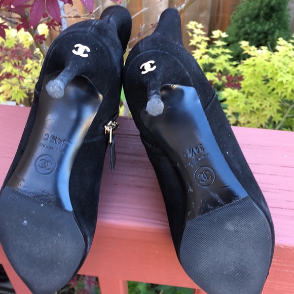 CHANEL black suede boots size 34.5”, heels 2” - Picture 2 of 8
